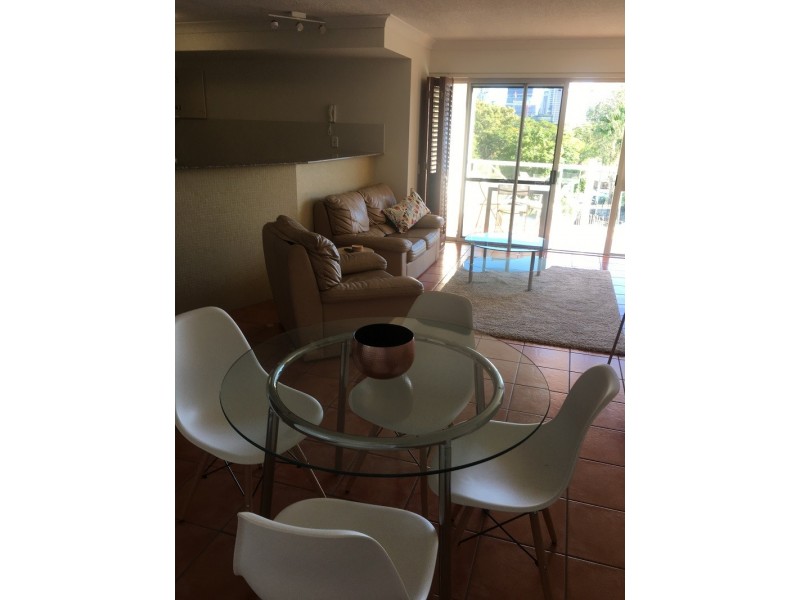 9/236 River Terrace, Kangaroo Point QLD 4169