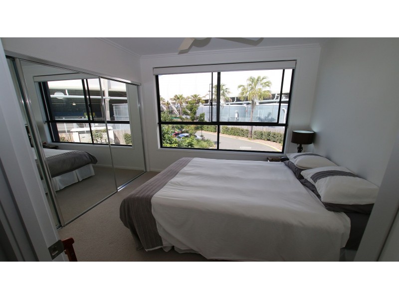 44/42 Stadium Drive, Robina QLD 4226