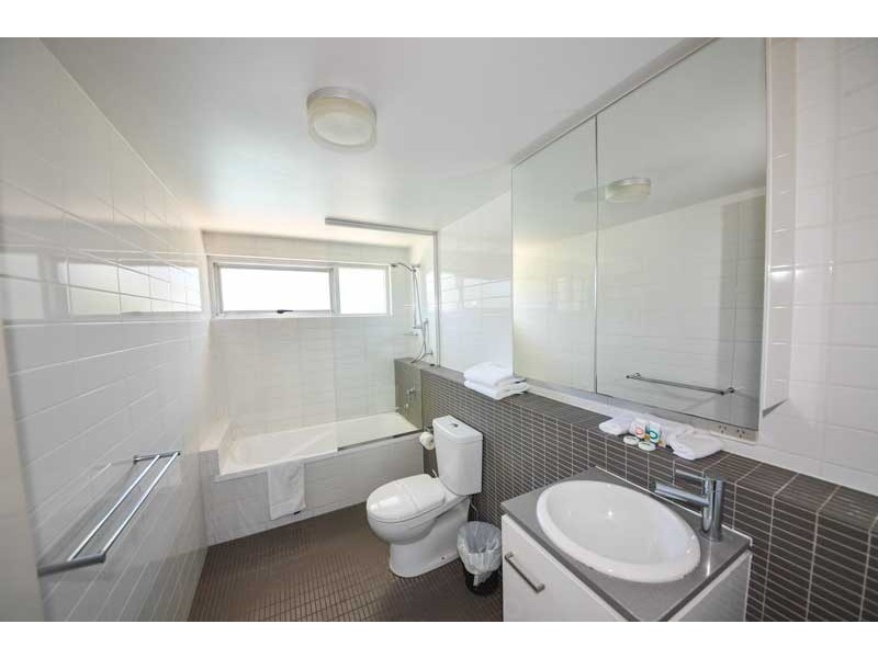 43/89 Lambert, Kangaroo Point QLD 4169