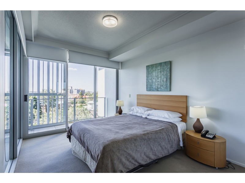 49/89 Lambert, Kangaroo Point QLD 4169