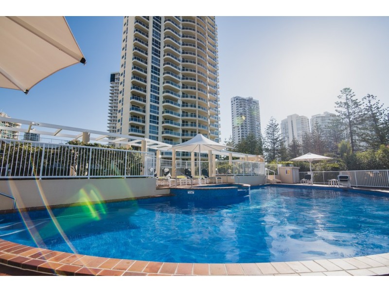 59 Pacific Street, Main Beach QLD 4217