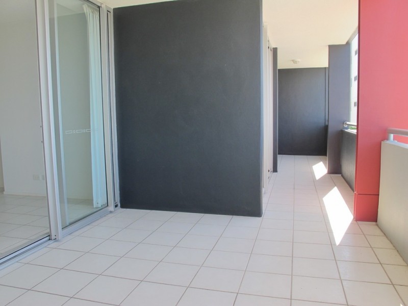 11/27 Station Rd, Indooroopilly QLD 4068