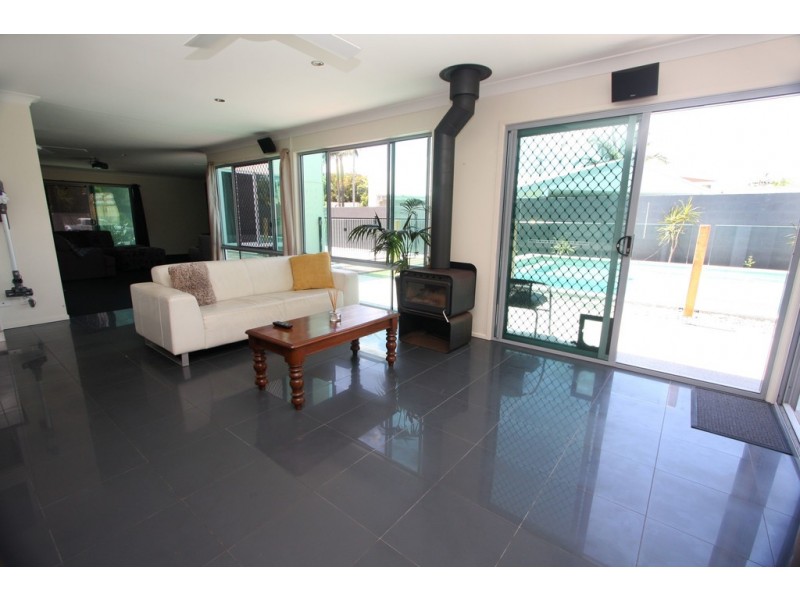 432 Oceanic Drive South, Wurtulla QLD 4575