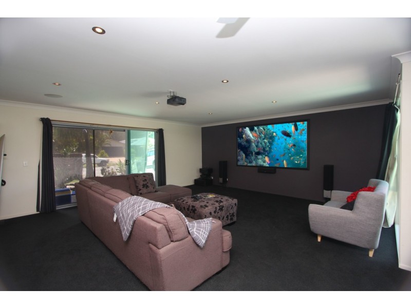 432 Oceanic Drive South, Wurtulla QLD 4575