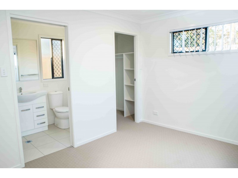 52 Central Drive, Eagleby QLD 4207