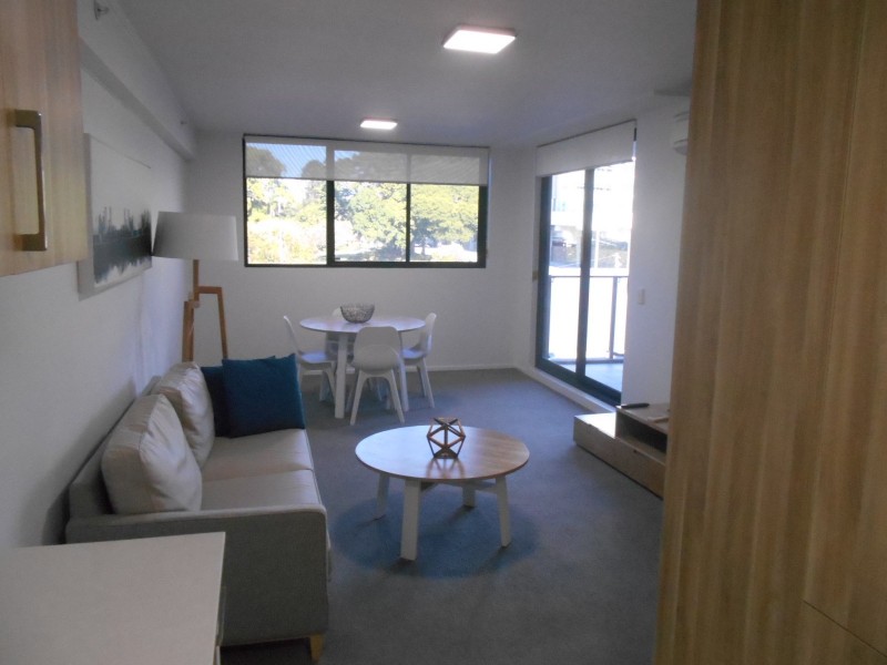 9-11 Walden Lane, Herston QLD 4006