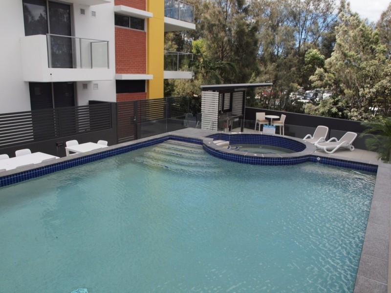 373/33 Lakefront Cres, Varsity Lakes QLD 4227