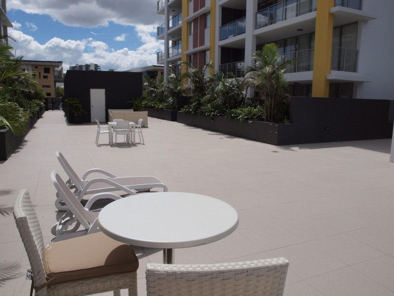 373/33 Lakefront Cres, Varsity Lakes QLD 4227