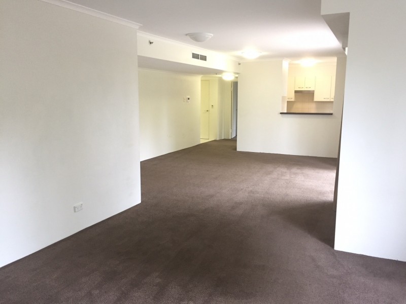 59 Pacific Street, Main Beach QLD 4217