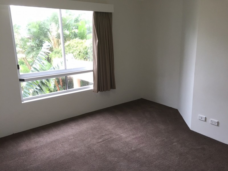 59 Pacific Street, Main Beach QLD 4217