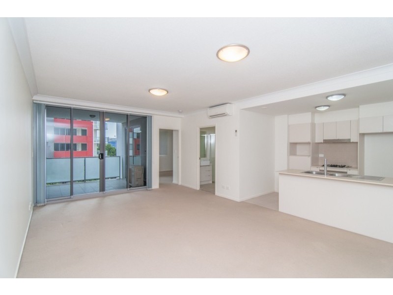 319/23 Playfield Street, Chermside QLD 4032