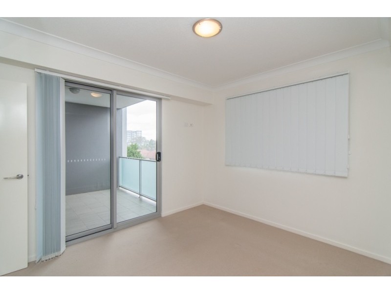 319/23 Playfield Street, Chermside QLD 4032