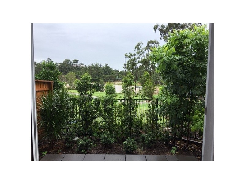 2 Unit 8 Lakes Entrance, Springfield Lakes QLD 4300