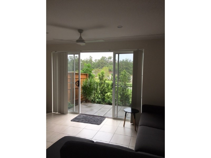 2 Unit 8 Lakes Entrance, Springfield Lakes QLD 4300