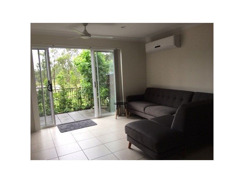 2 Unit 8 Lakes Entrance, Springfield Lakes QLD 4300