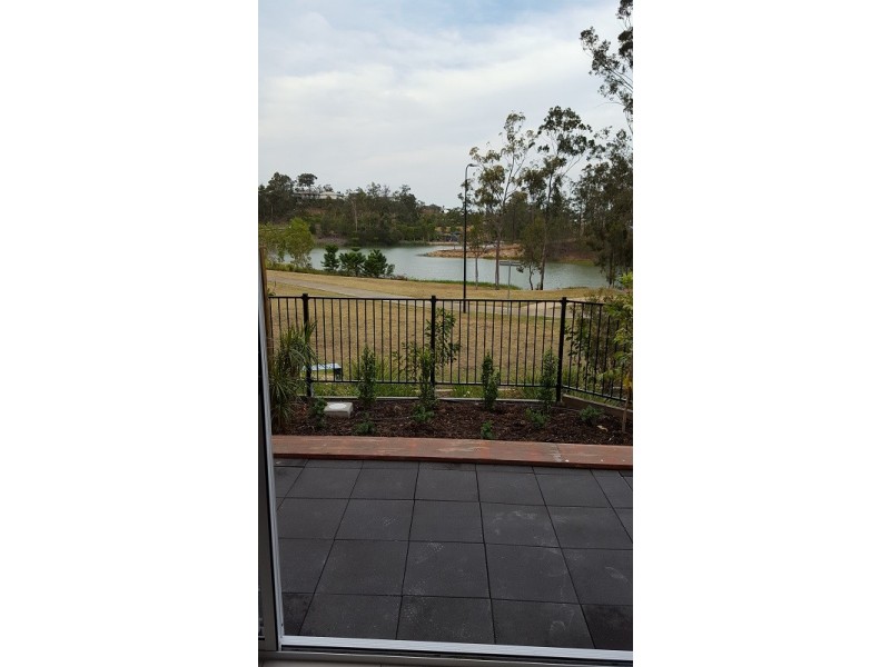 2 Unit 8 Lakes Entrance, Springfield Lakes QLD 4300