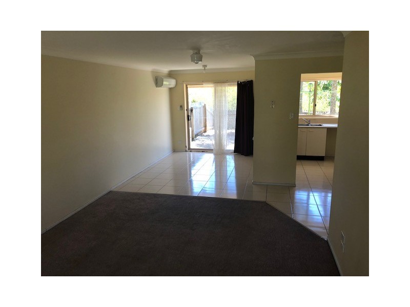 140/31 usher av, Labrador QLD 4215
