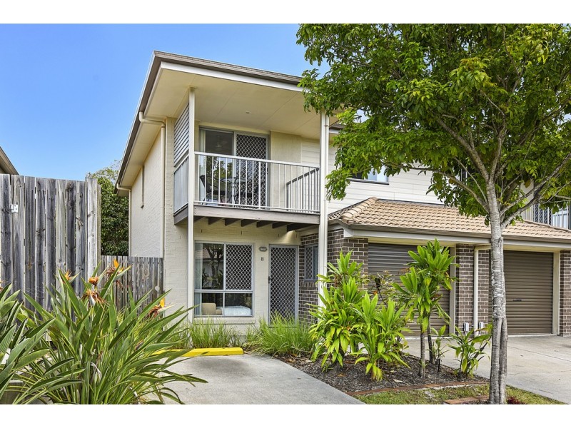 8/30 Carmarthen Circuit, Pacific Pines QLD 4211