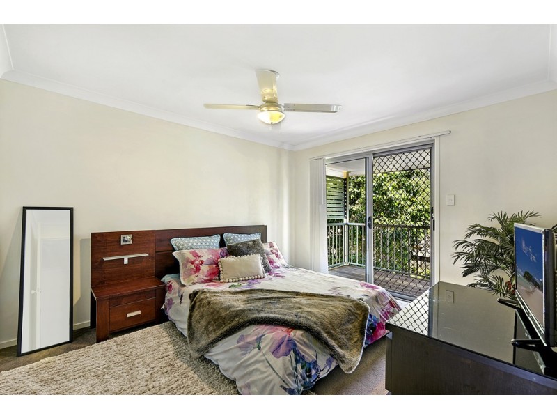 8/30 Carmarthen Circuit, Pacific Pines QLD 4211