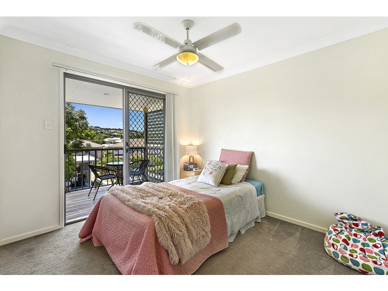 8/30 Carmarthen Circuit, Pacific Pines QLD 4211