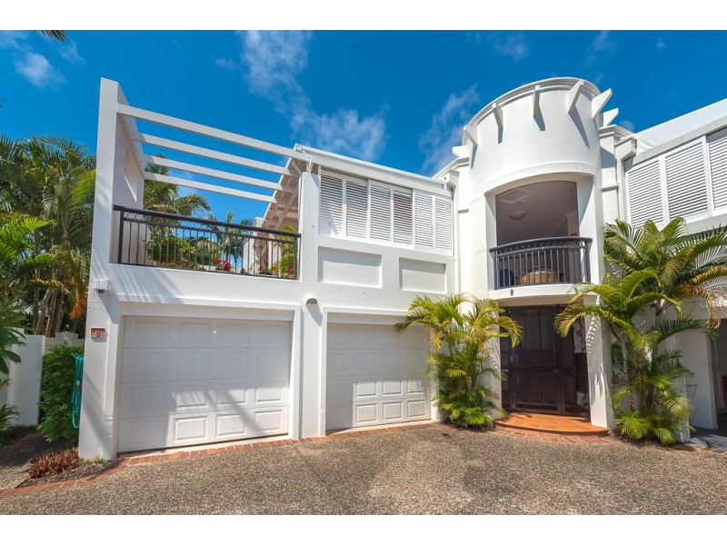 8/100 Cotlew St. East, Southport QLD 4215