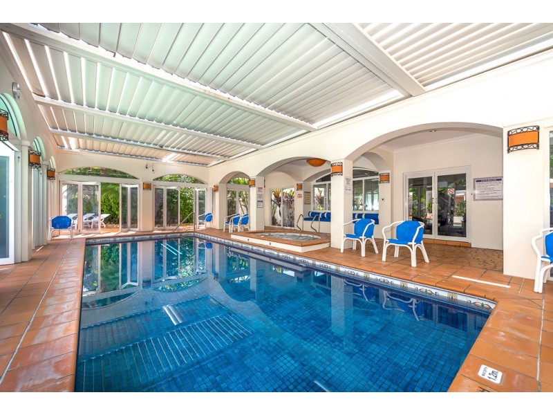 8/100 Cotlew St. East, Southport QLD 4215