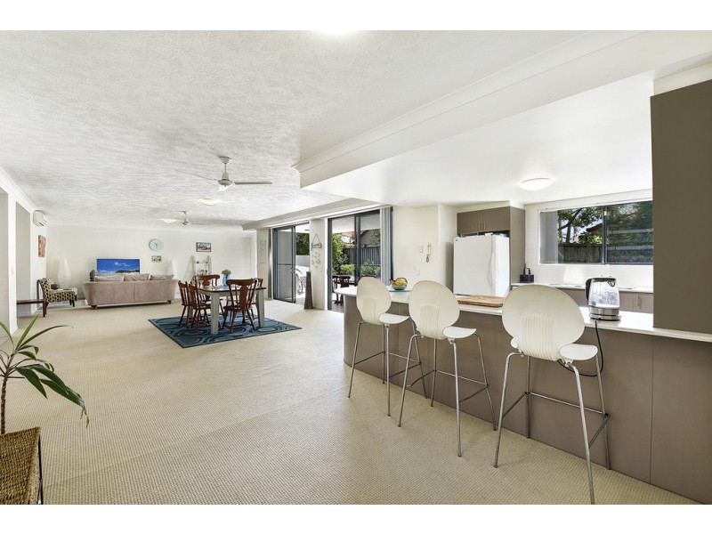 23/1 Acacia Court, Robina QLD 4226