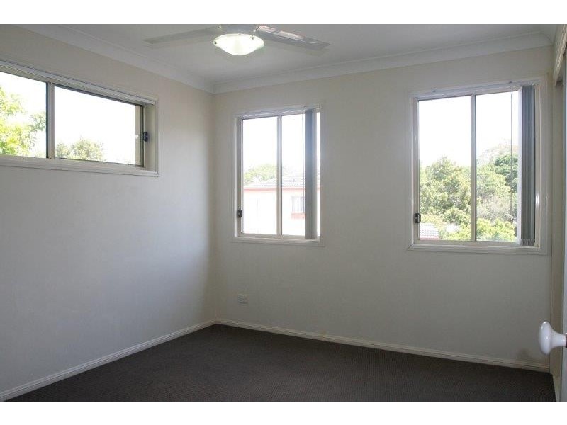 26/10 Chapman Place, Oxley QLD 4075