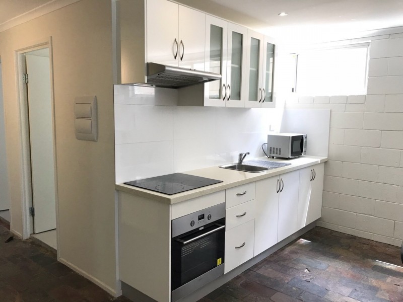 2/17 Halford Street, Newstead QLD 4006