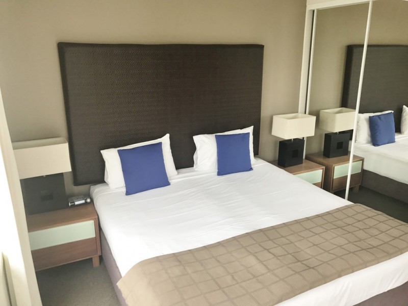 1053/2633 Gold Coast Highway, Broadbeach QLD 4218