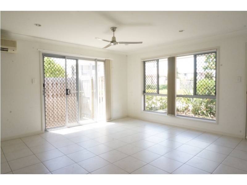 60/15 workshops st, Brassall QLD 4305