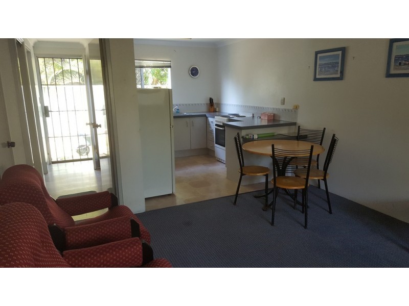 52 Island Street, Cleveland QLD 4163