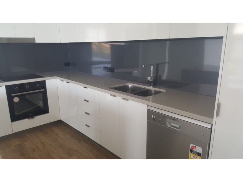 322/33 Lakefront Cres, Varsity Lakes QLD 4227