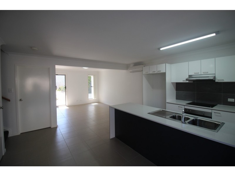 90/6 CLEARWATER STREET, Bethania QLD 4205