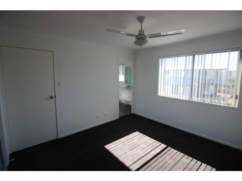 90/6 CLEARWATER STREET, Bethania QLD 4205