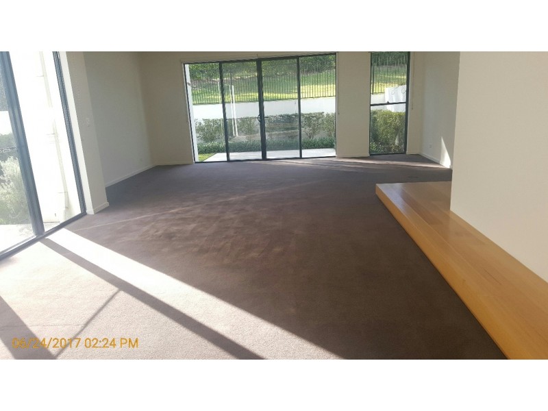 10013 The Boulevarde Lane, Benowa QLD 4217