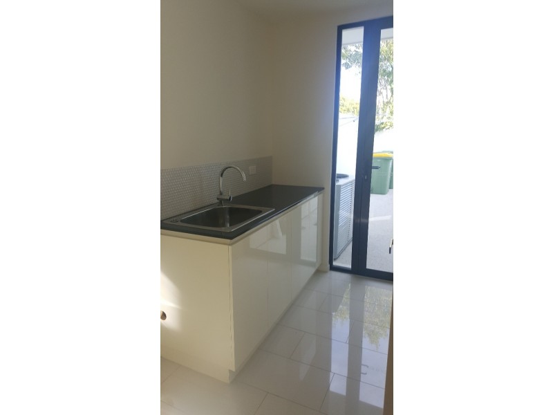 10013 The Boulevarde Lane, Benowa QLD 4217