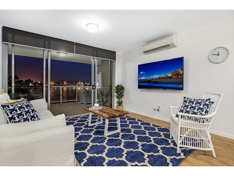 1100 65 Varsity parade, Varsity Lakes QLD 4227