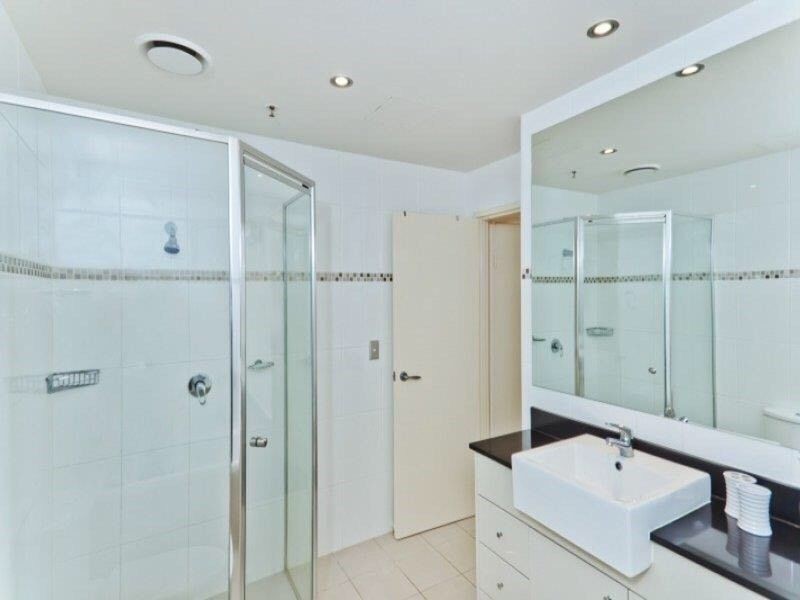 903/18 CYPRESS AVE, Surfers Paradise QLD 4217