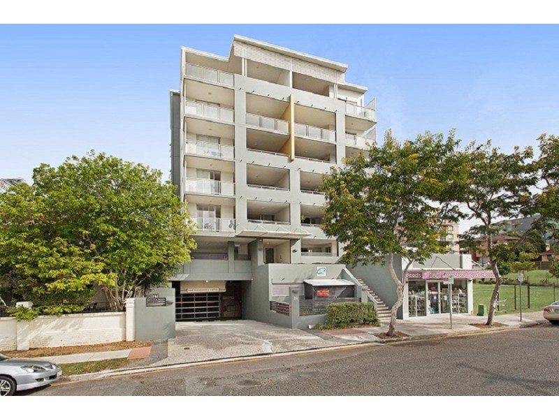 2/16 Grosvenor Road, Indooroopilly QLD 4068