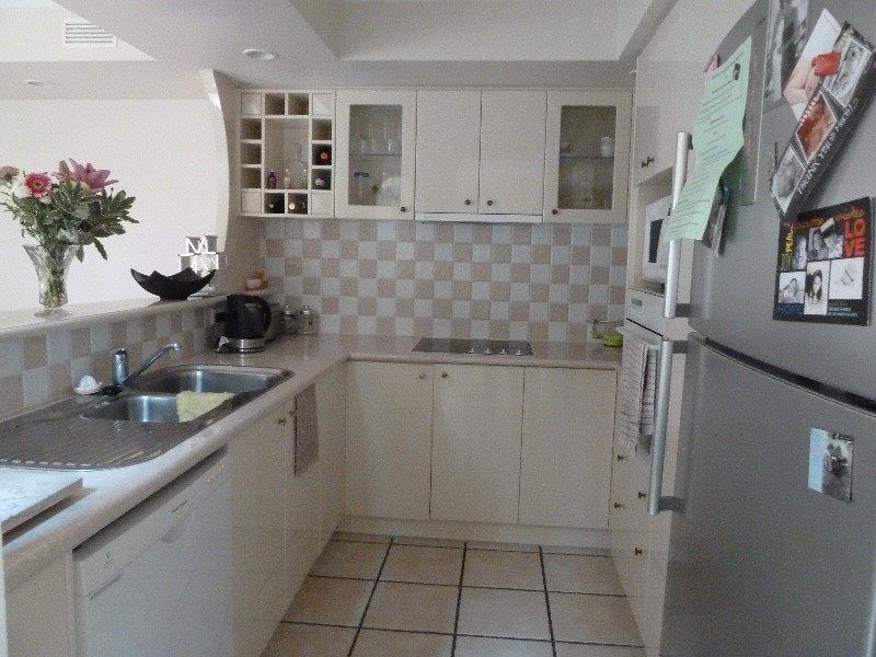 6/22-34 Glenside Drive, Robina QLD 4226