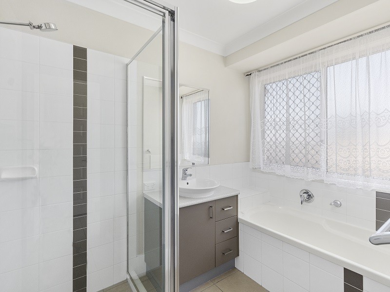 4 Agnes Street, Redbank Plains QLD 4301