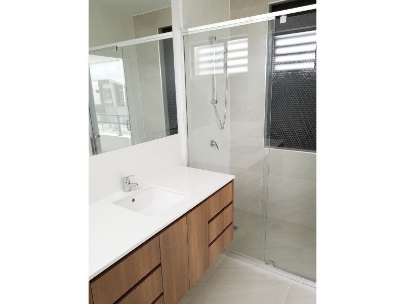 81 Florabella Drive, Robina QLD 4226