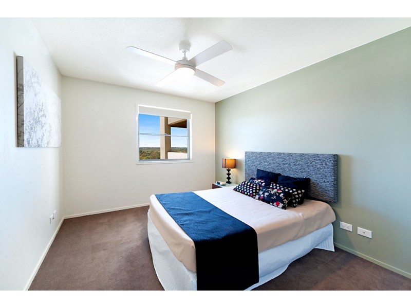 1602/111 Lindfield Road, Helensvale QLD 4212
