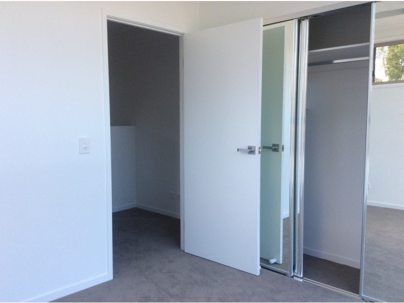 7 Summer Lane, Robina QLD 4226