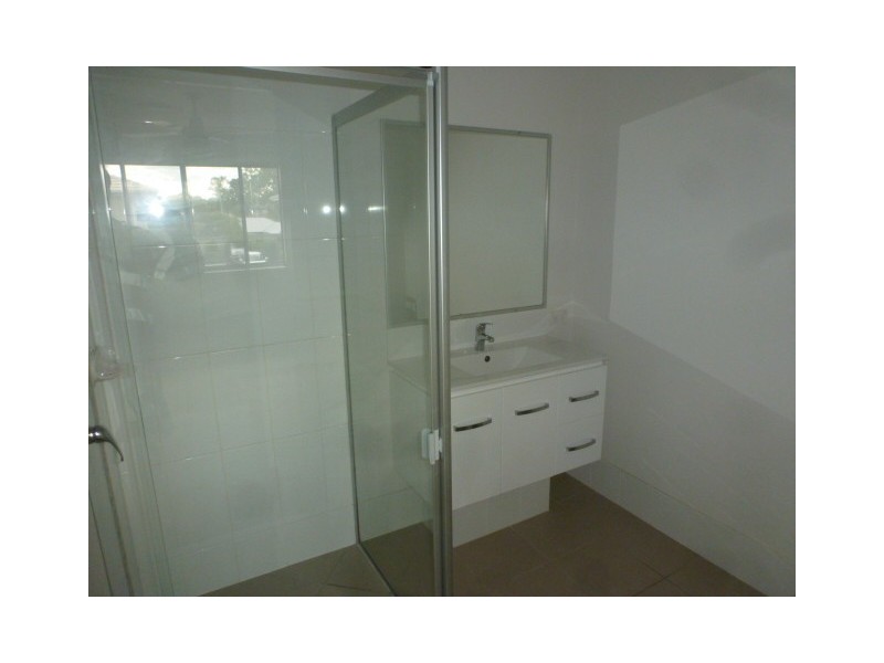 86 Carselgrove Ave, Fitzgibbon QLD 4018