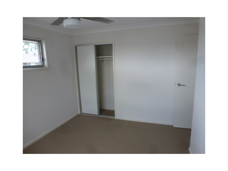 86 Carselgrove Ave, Fitzgibbon QLD 4018