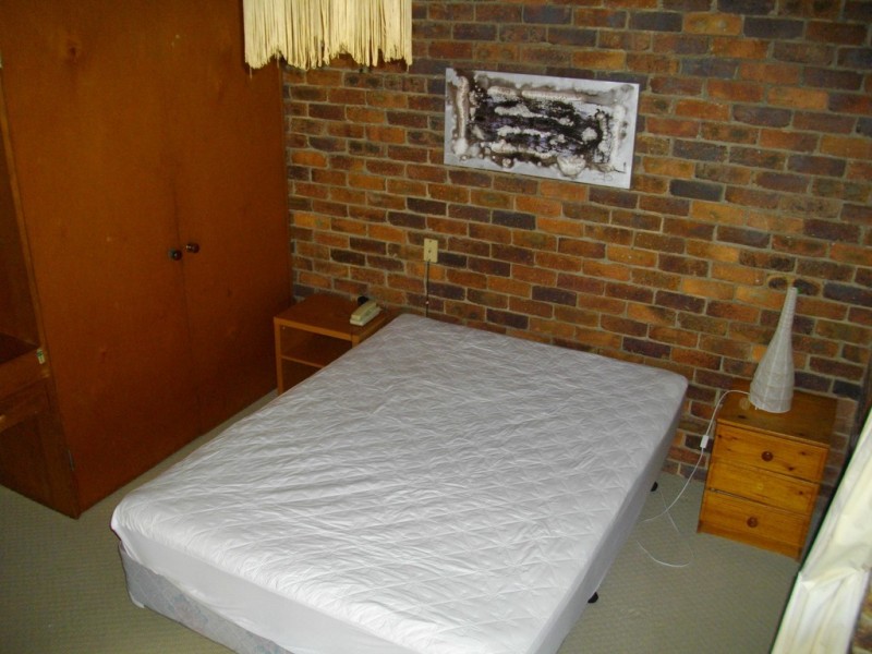 11 Dulhunty St, Chapel Hill QLD 4069