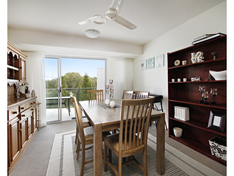 100/57 Grand Parade, Kawana Island QLD 4575