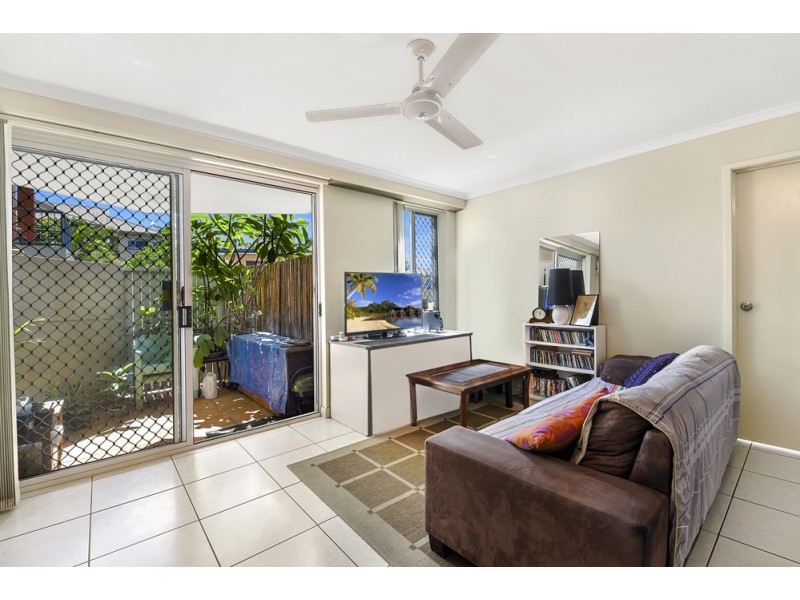 4/98-100 Petrel Ave, Mermaid Beach QLD 4218